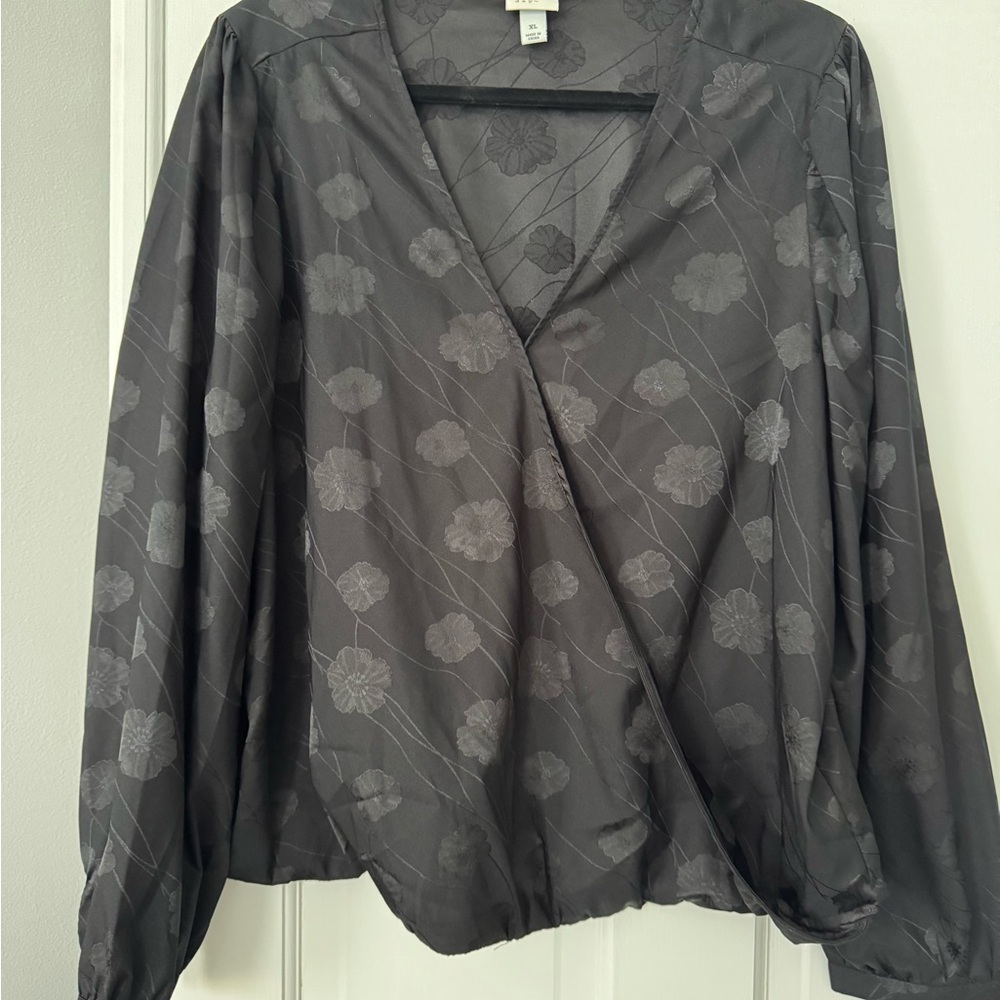 Elegant Black Floral Women's Top